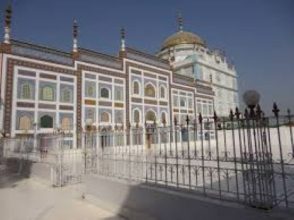 Pir-Pagara-Shrine-1