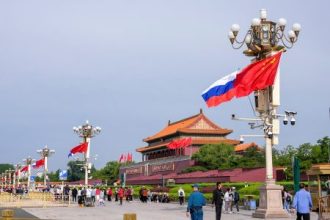 China-Foreigners-1