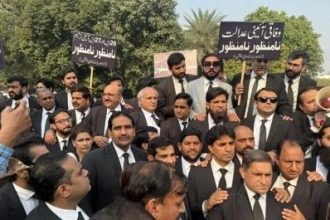 Lawyers-Protest-1