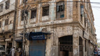 Gemini_Generated_Image_Karachi-Judia Bazar- The AsiaN
